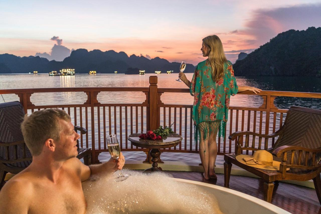 Heritage Line Ylang Cruise - Halong Bay & Lan Ha Bay Халонг Экстерьер фото