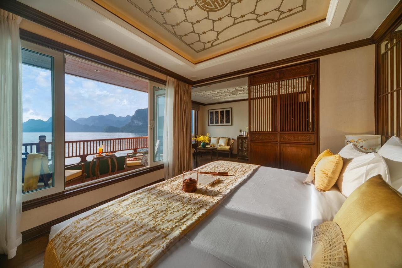 Heritage Line Ylang Cruise - Halong Bay & Lan Ha Bay Халонг Экстерьер фото